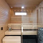 Ferienhaus Glorious Semi-detached House, With Yard, Sauna, Parking With Charging Espoo