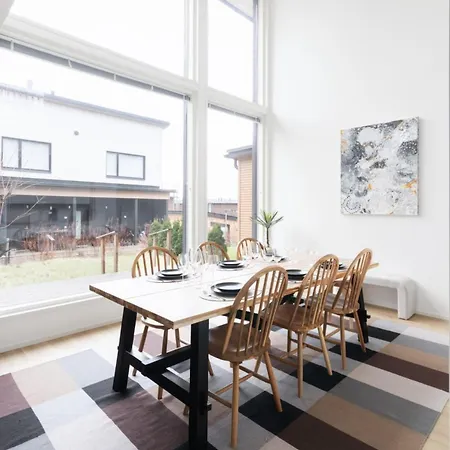 Glorious Semi-detached House, With Yard, Sauna, Parking With Charging Nyaraló