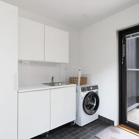Glorious Semi-detached House, With Yard, Sauna, Parking With Charging Tatil Evi *