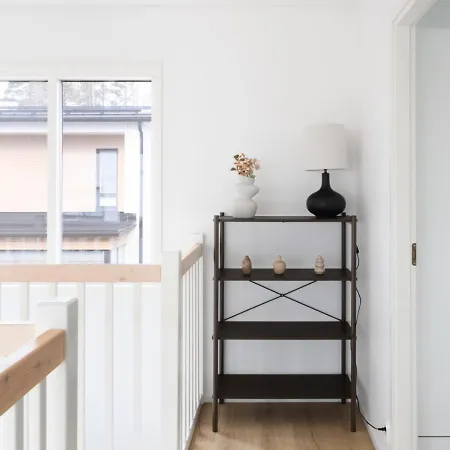 Nyaraló Glorious Semi-detached House, With Yard, Sauna, Parking With Charging *