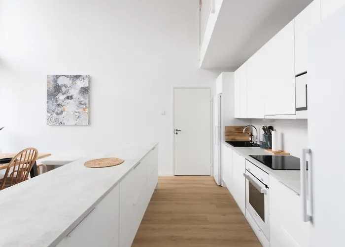 Glorious Semi-detached House, With Yard, Sauna, Parking With Charging Nyaraló *