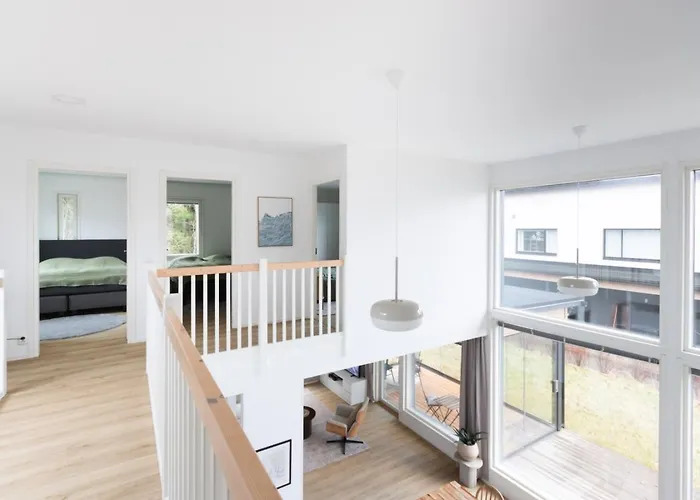 Glorious Semi-detached House, With Yard, Sauna, Parking With Charging Nyaraló