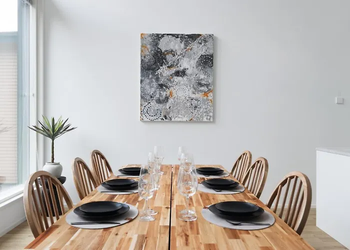 Glorious Semi-detached House, With Yard, Sauna, Parking With Charging Espoo