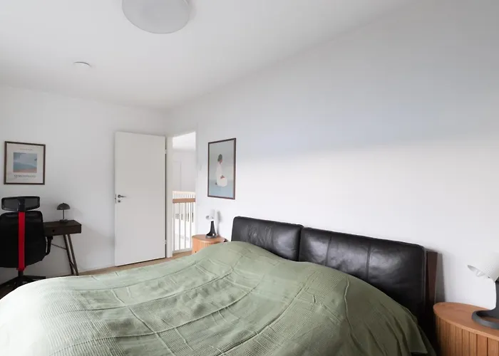 Glorious Semi-detached House, With Yard, Sauna, Parking With Charging * אספו