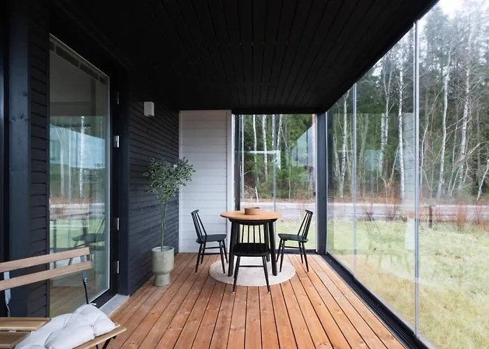 Glorious Semi-detached House, With Yard, Sauna, Parking With Charging